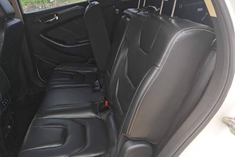 Used Dongfeng Fengon 580 2016 1.5T Manual Luxury Edition