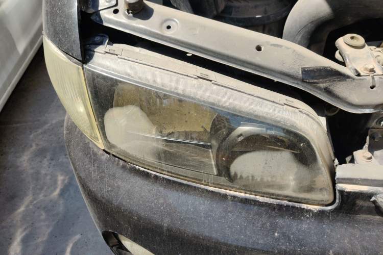 Used JAC Group Refine 2011 2.0L Shuttle Gasoline Comfort Edition HFC4GA3
