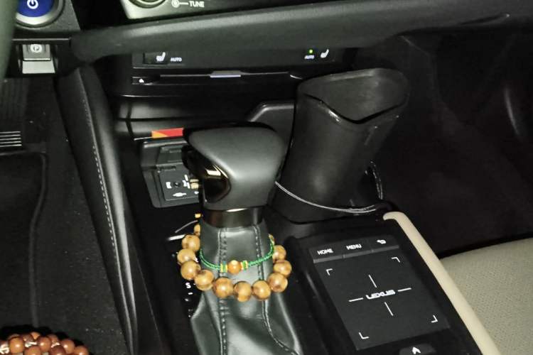 Used Lexus ES 2021 300h Excellence Edition