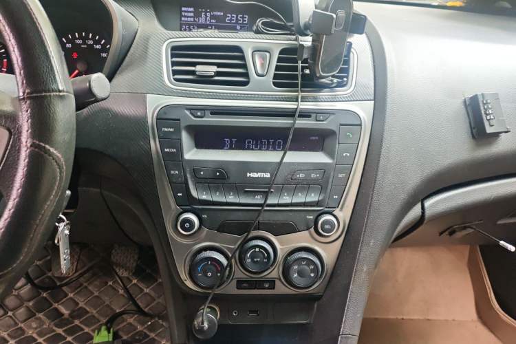 Used Haima Fumei 2014 M5 1.6L Manual Standard Model
