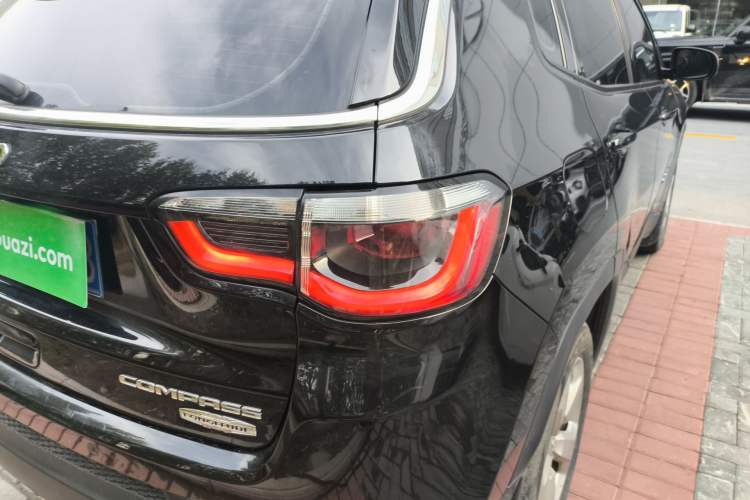 Used Jeep Compass 2017 200T Automatic Family Edition Exterior 3