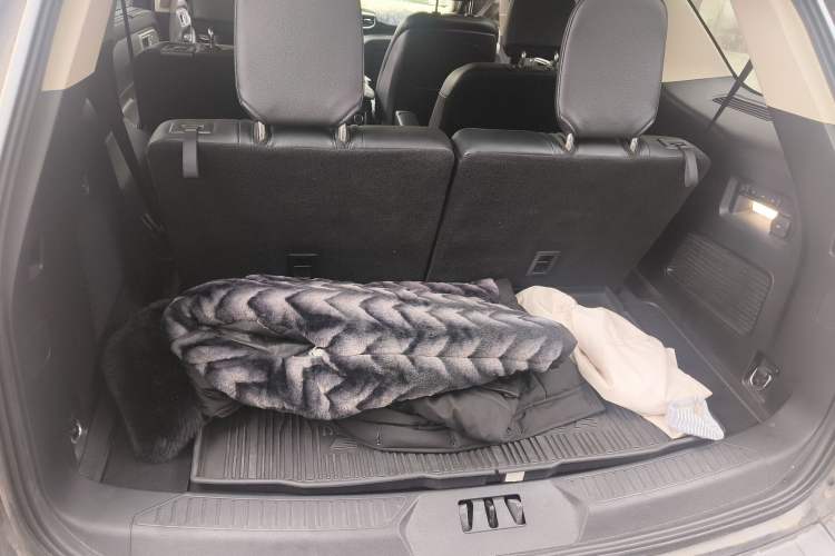 Used Ford Explorer 2020 EcoBoost 285 4x4 Titanium Edition 6 Seats
