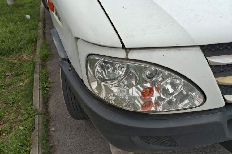 Used Iveco Power Daily  Right Front Headlight