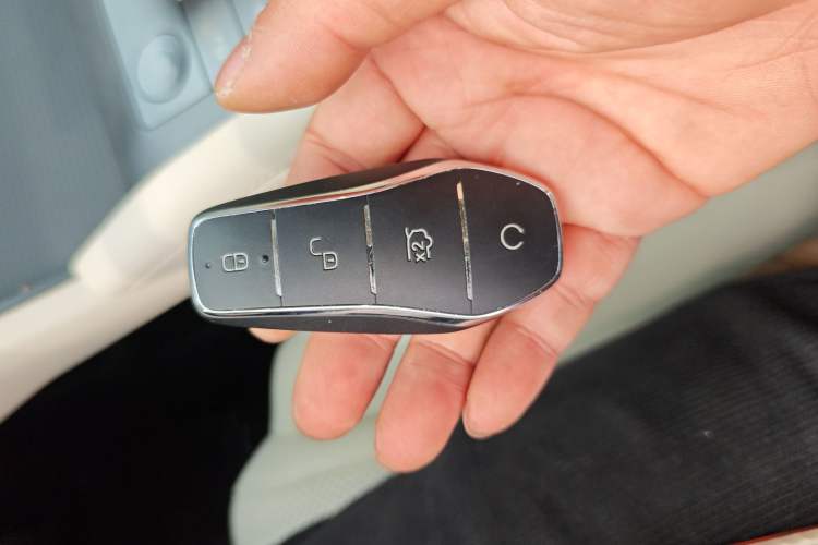 Used BYD Qin L 2024 DM-i 80KM Beyond Model Vehicle Key