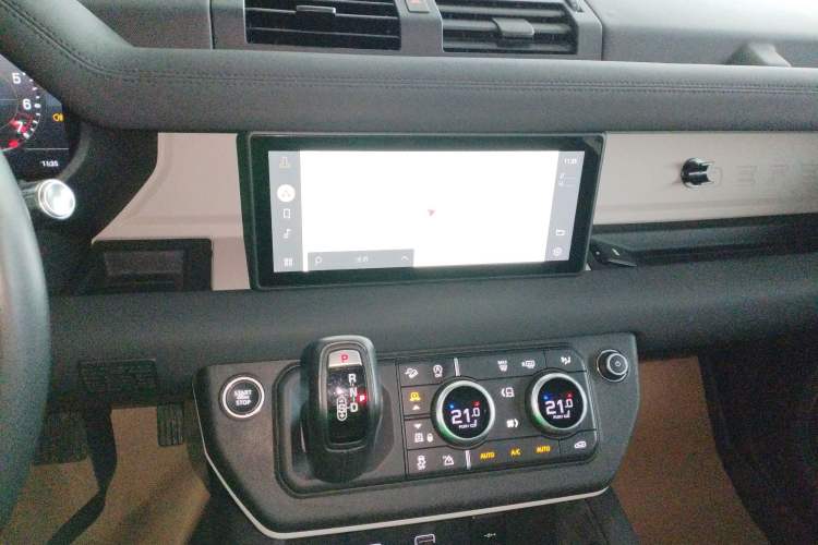 Used Land Rover Defender 
