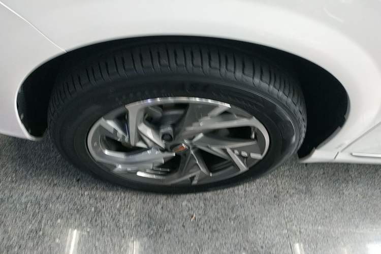 Used Hongqi HS3 2023 2.0T All-Wheel-Drive Youwei Version
