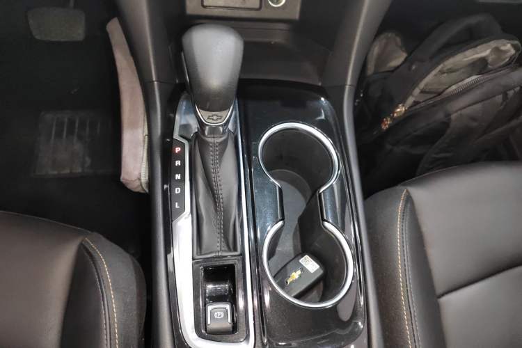 Used Chevrolet Equinox 2021 535T Yujie Edition Gear Lever