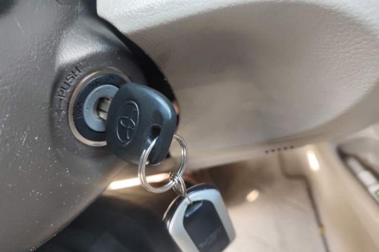 Used Toyota Camry 2011 200G Classic Anniversary Edition