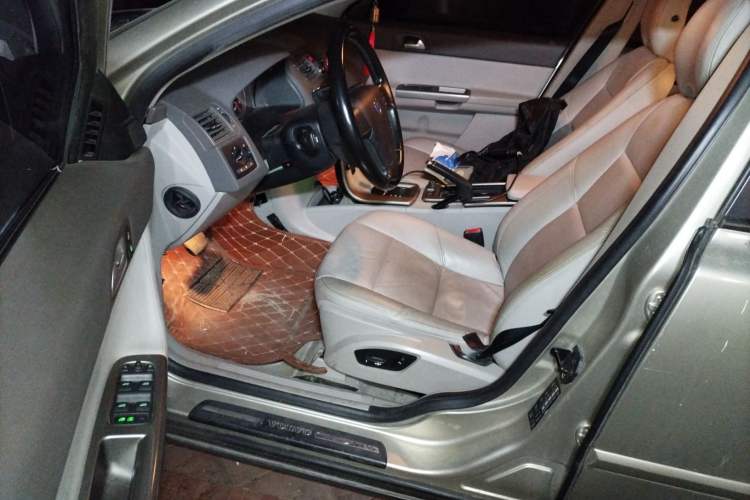 Used Volvo S40 2011 2.0L Automatic ZhiShang Edition Driver Seat