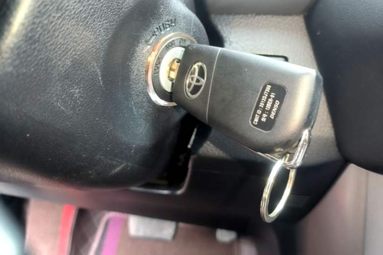 Used Toyota RAV4 2019 2.0L CVT Two-Wheel Drive Pioneer Edition China V Standard
