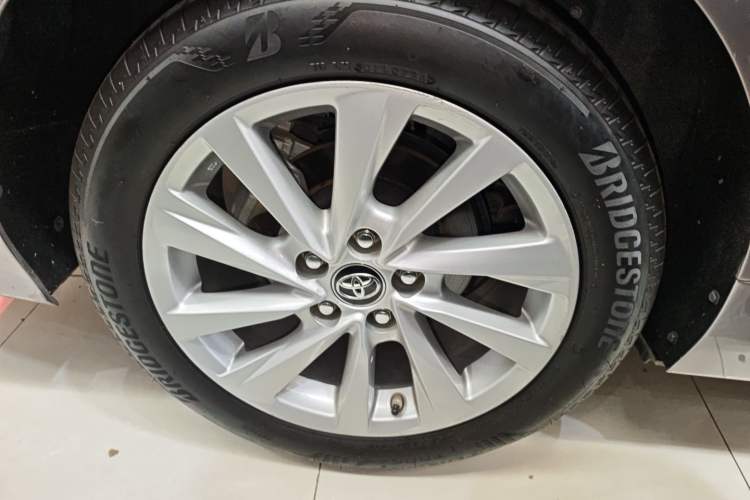 Used Toyota Camry 2021 Dual-Motor 2.5 HGVP Leading Edition Right Rear Wheel Hub