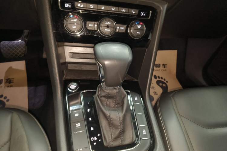 Used Volkswagen Tiguan L 2018 Facelift 330TSI Automatic Two-Wheel Drive Luxury Edition