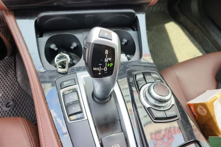 Used BMW 5 Series 2017 520Li Elegant Edition Gear Lever