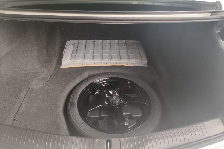 Used Cadillac CT6 2019 28T Fashion Edition Trunk