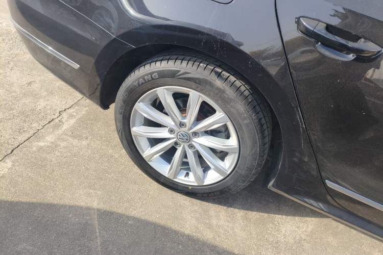 Used Volkswagen Passat 2017 330TSI DSG Luxury Edition
