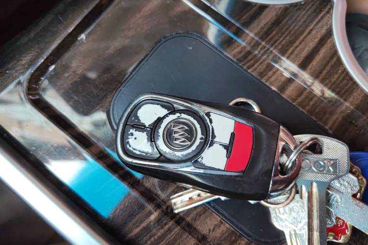 Used Buick GL8 2017 ES 28T Luxury Model China V Standard