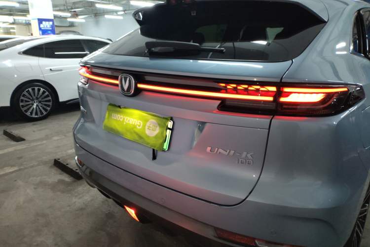 Used CHANGAN UNI-K iDD 2022 Blue Whale iDD 130km 1.5T Prestige Model