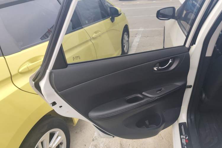 Used Nissan Tiida 2020 1.6L CVT Smart Drive Edition
