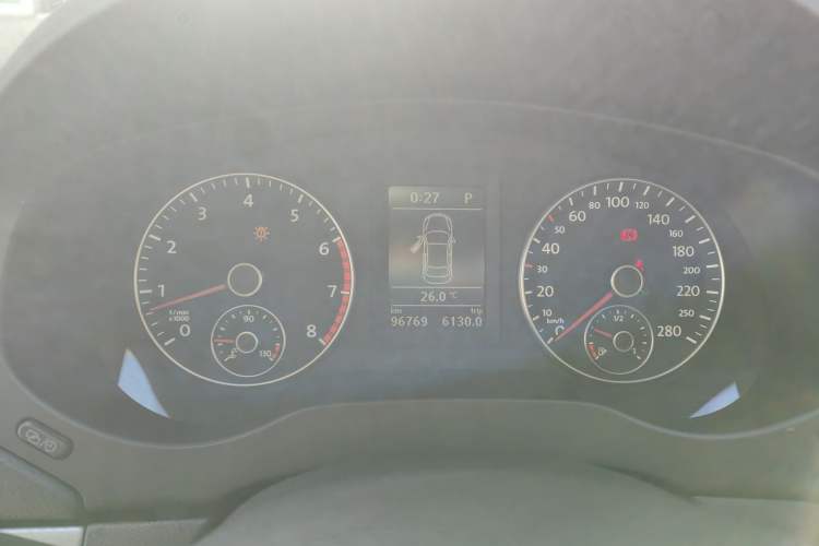 Used Volkswagen Sagitar 2012 1.4TSI Automatic Luxury Edition