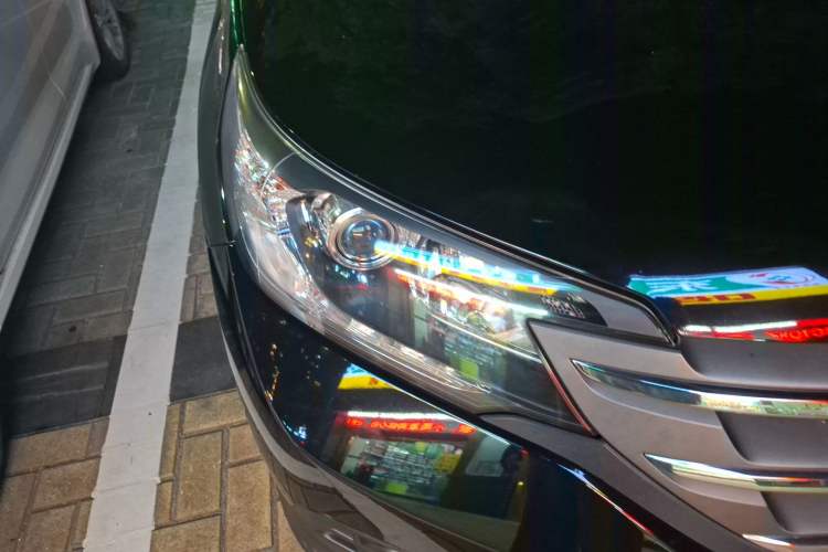 Used Honda CR-V 2013 2.4L two-wheel drive luxury version