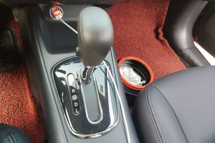 Used Nissan Tiida 2014 1.6L CVT Comfort Model