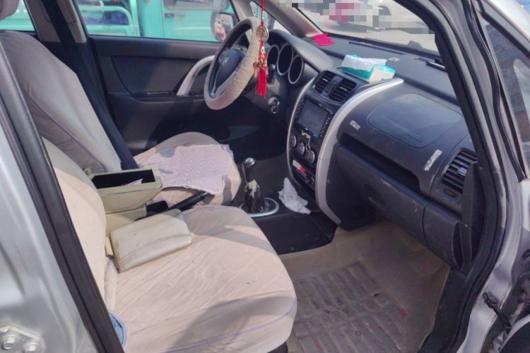 Used CHANGAN CX20 2014 1.4L Manual Sunroof Navigation Version China V Standard
