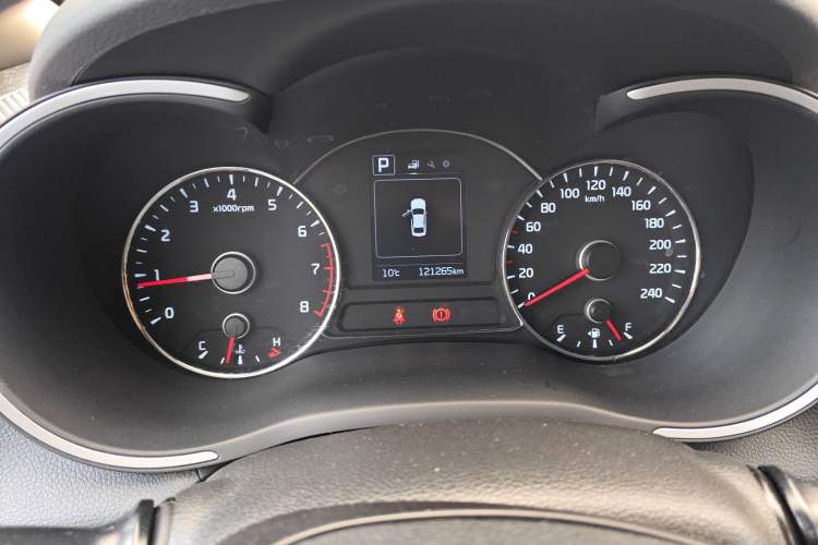 Used Kia K3 2016 1.6L Automatic with Sunroof