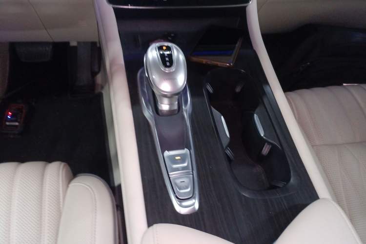 Used VOYAH Dream 2022 Low-Carbon Edition Dream+ Smart Enjoyment Package