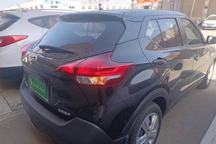 Used Nissan Kicks 2017 1.5L Manual Cool Dynamic Edition
