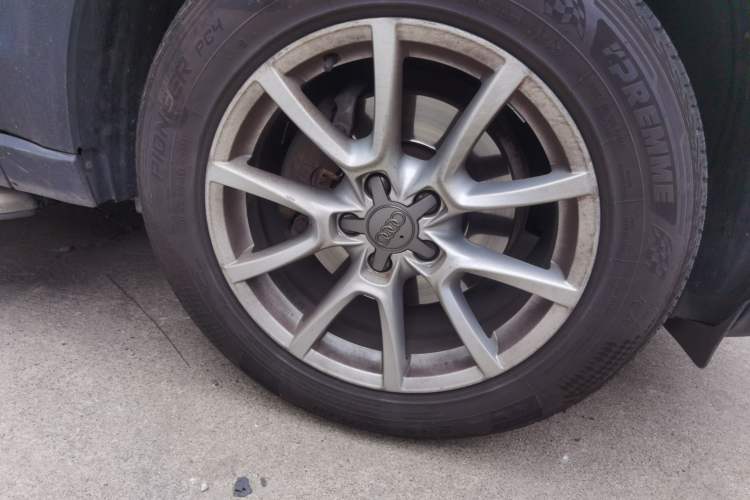 Used Audi Q5 2011 2.0TFSI Comfort Version Right Front Wheel Hub