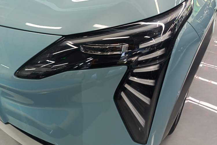 Used AION Y 2023 Younger