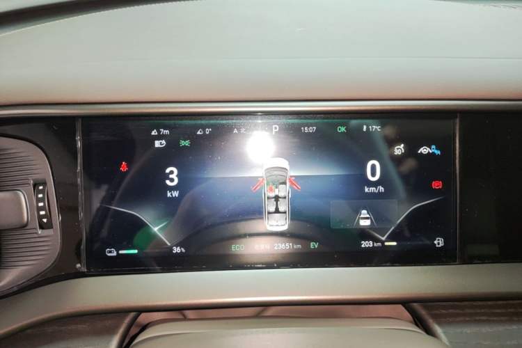 Used Denza D9 2022 DM-i 970 Four-Wheel Drive Prestige Model Instrument Cluster