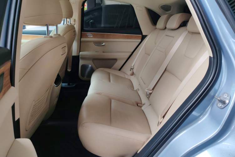 Used Hima AITO M5 2023 Pure Electric All-Wheel Drive Intelligent Driving Version Left Rear Seat