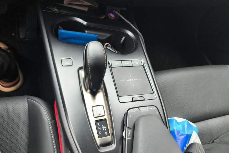 Used Lexus UX New Energy 2020 300e Pure·Joy Edition