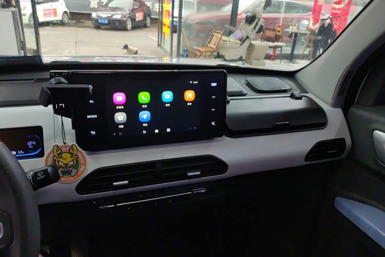 Used Geely Galaxy Panda 2023 Panda Mini 200km Endurance Bear
