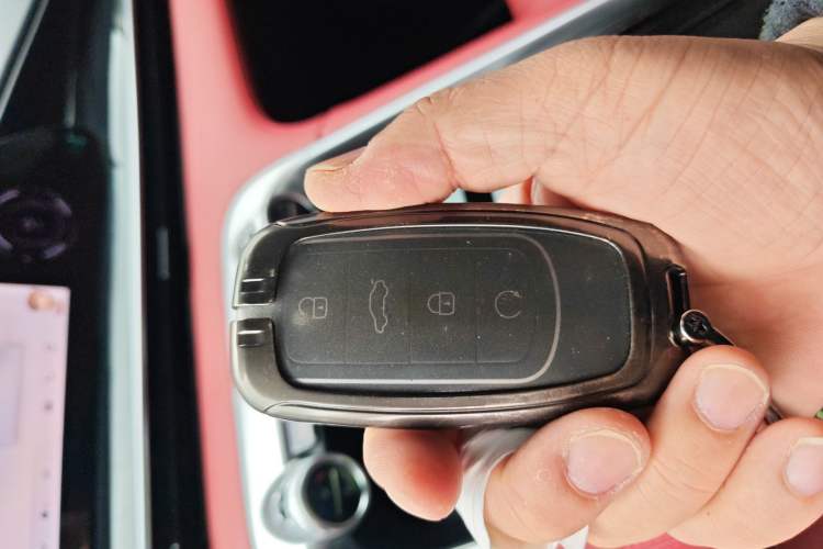 Used EXEED Stellar 2023 400T Two-Wheel Drive Comfort Flyfish Edition Vehicle Key