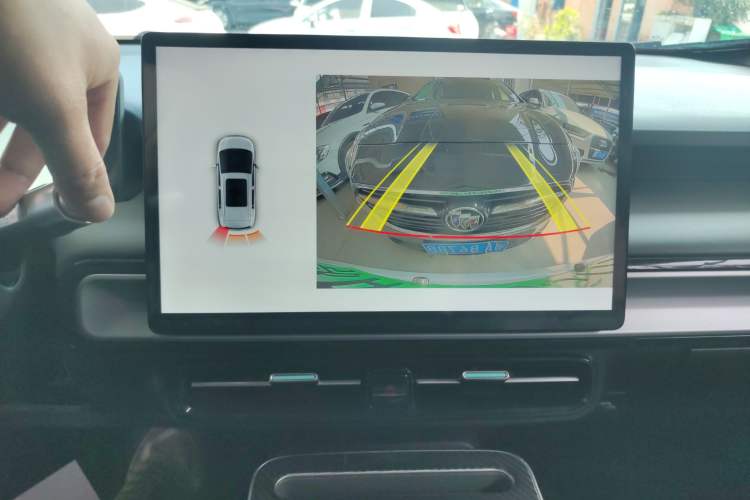 Used AION Y 2023 Plus 610 Enjoy Edition