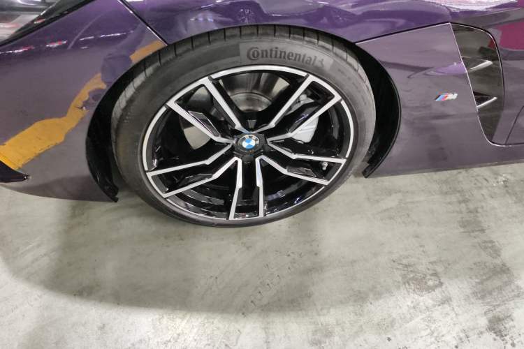 Used BMW Z4 2023 sDrive 25i M Sport Package Left Front Wheel Hub