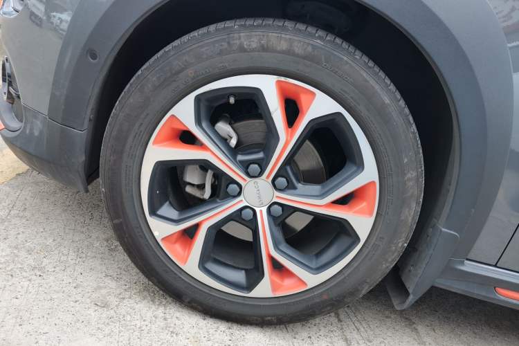 Used Lynk & Co 02 2018 1.5T DCT Two-Wheel Drive Zhaopu Version China V Standard
