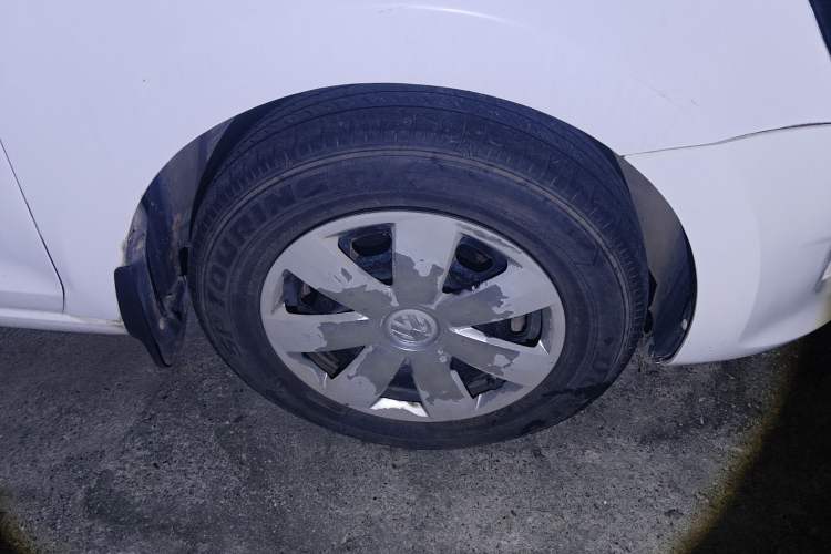 Used Volkswagen Santana 2015 1.6L Manual Fashion Edition Right Front Wheel Hub