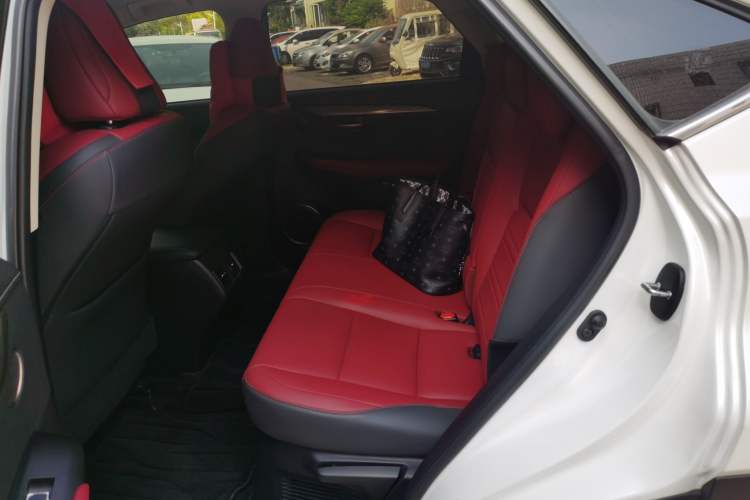 Used Lexus NX 2020 300h Front-Drive FENGSHANG Version China VI Standard
