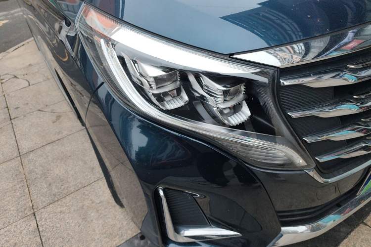 Used GAC Trumpchi M8 2020 Flagship Model 390T Luxury Edition Right Front Headlight