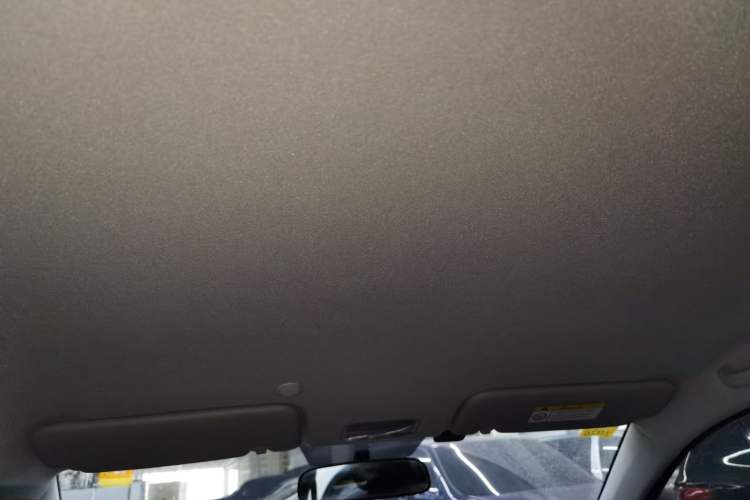 Used Kia kx1 Stonic 2021 1.4L CVT Fun Edition Headliner