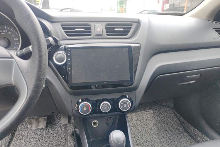 Used Kia K2 2015 Sedan 1.4L Automatic GLS