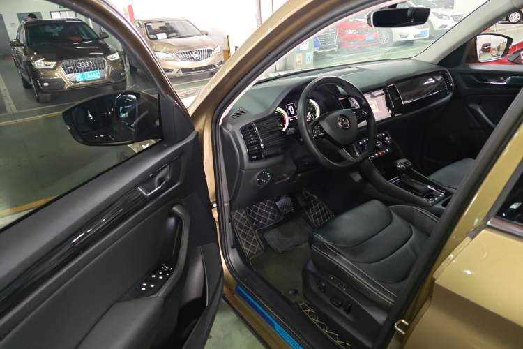 Used Skoda Kodiaq 2019 TSI330 5-Seat Two-Wheel Drive Luxury Enjoyment Edition China V Standard Driver Seat