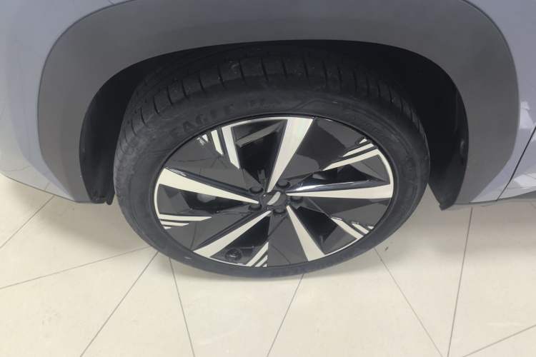 Used Geely Auto FX11 2023 1.5TD DCT Prestige Edition