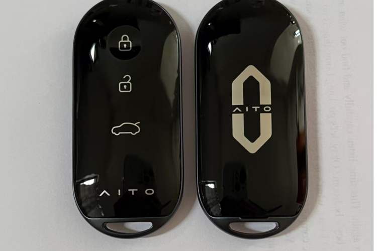 Used Hima AITO M5 2025 All-Electric Ultra Rear-Wheel-Drive Version Vehicle Key