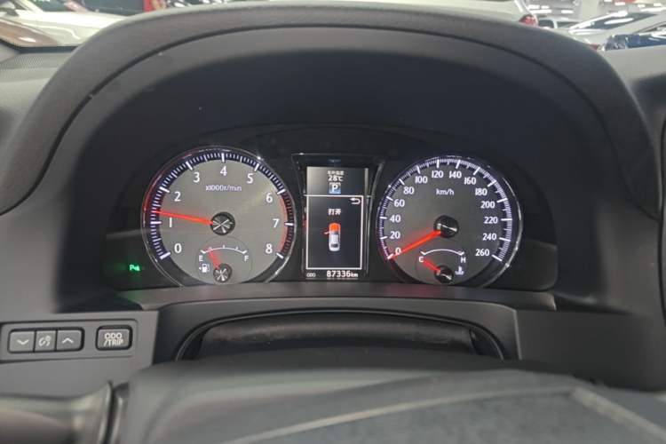 Used Toyota Crown 2015 2.0T Fashion Edition
