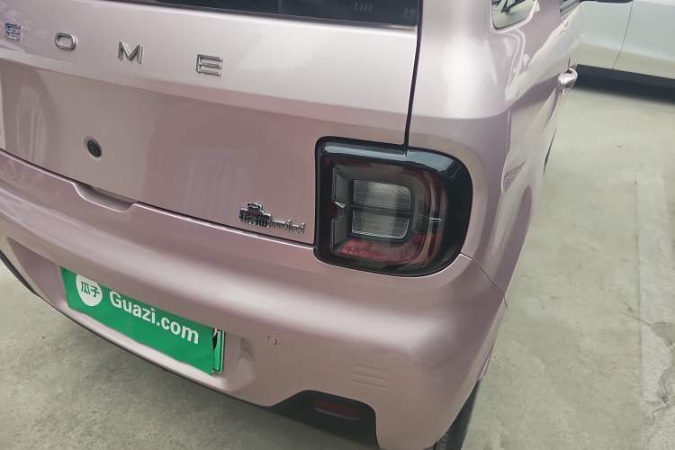 Used Geely Galaxy Panda 2023 Panda Mini 200km Endurance Bear
