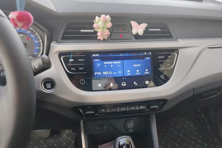 Used Geely Auto Vision X3 2019 Upgraded Model 1.5L CVT Prestige Version
